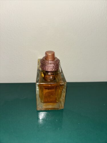 HALLE by HALLE BERRY Perfume for Women EDP Spray 1.7oz / 50 ml Small Chip