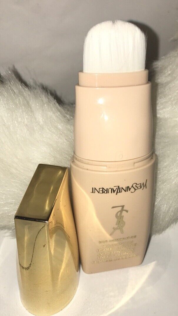 YSL Perfect Touch Radiant Brush Foundation #2 ~ 1.3 oz / 40 ml  BOXLESS