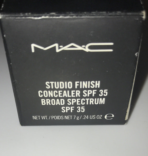 Mac Studio Finish SPF 35 Concealer NW25   NEW IN BOX