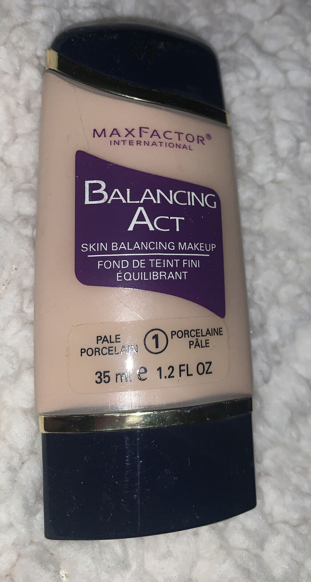 Max Factor Balancing Act Skin Balancing Makeup 35ml/1.2fl Oz Pale Porcelain #1