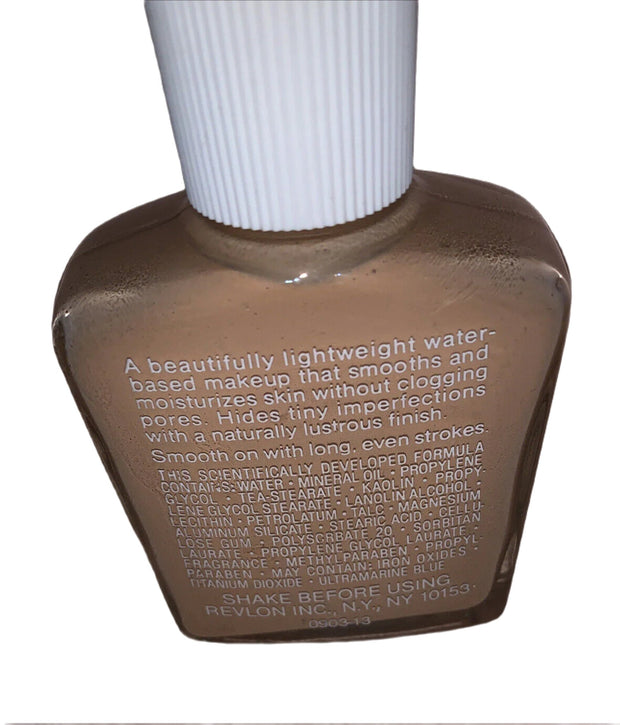 Revlon Touch & Glow Moisturizing Makeup Bisque Beige  2 oz Full-Size