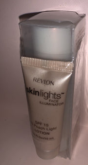 Revlon Skinlights Face Illuminator #01 Natural Light Stick With BONUS Lotion