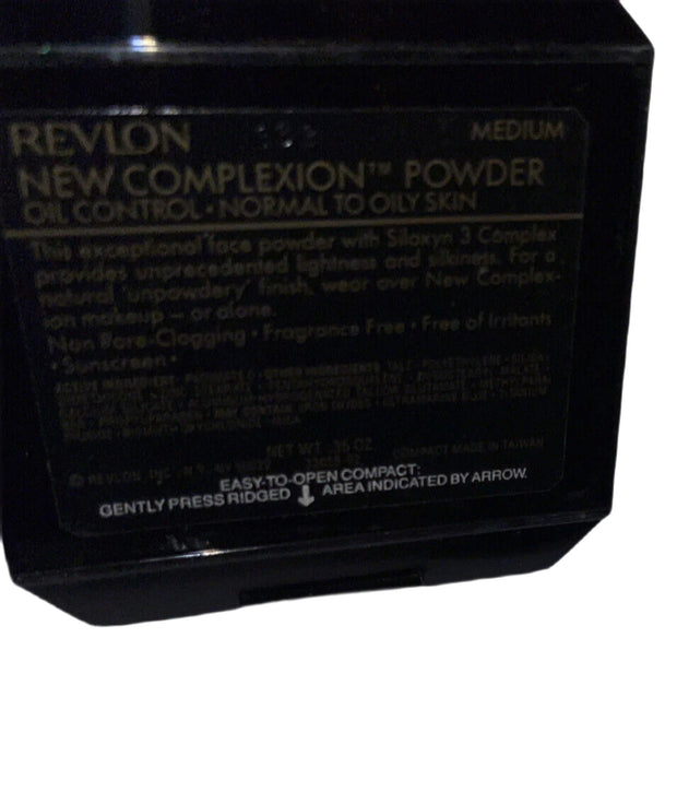 Revlon New Complexion Oil Control Powder Medium Normal/Oily .Full Size