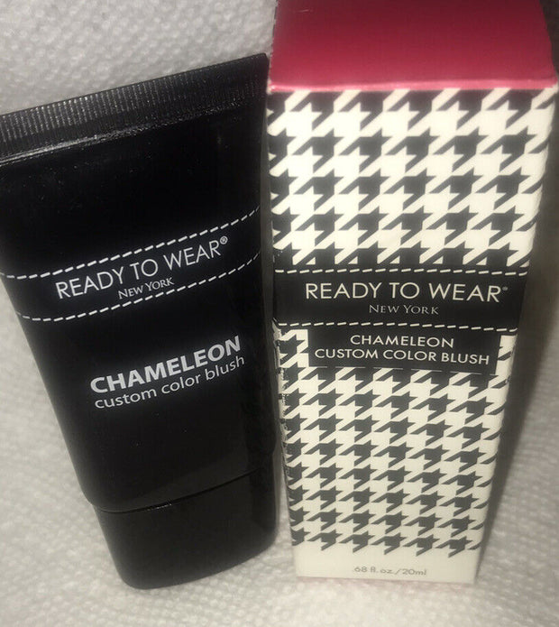 Ready To Wear CHAMELEON COLOR BLUSH Self Adjusting Perfect Blush Makeup .BOXED