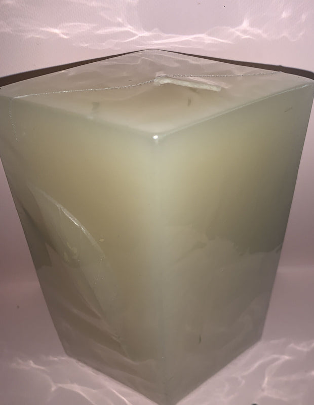 ELIZABETH ARDEN Green Tea Floating Leaf Candle