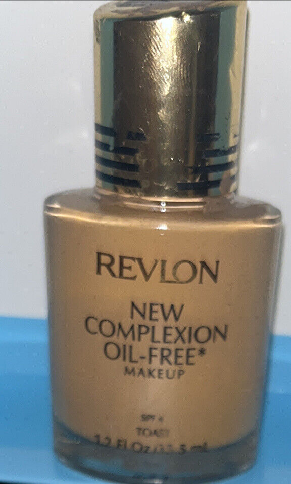 REVLON New Complexion Liquid Makeup -Toast. Full Size 1.2 Oz