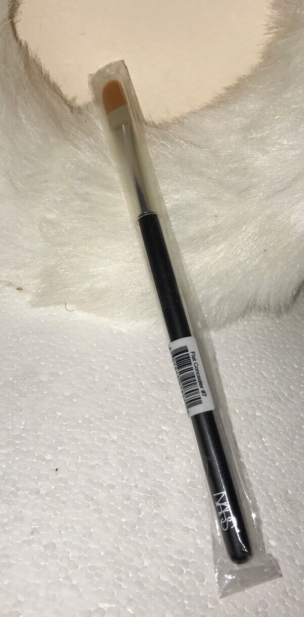 Nars Flat Concealer Brush #7 ~Brand New